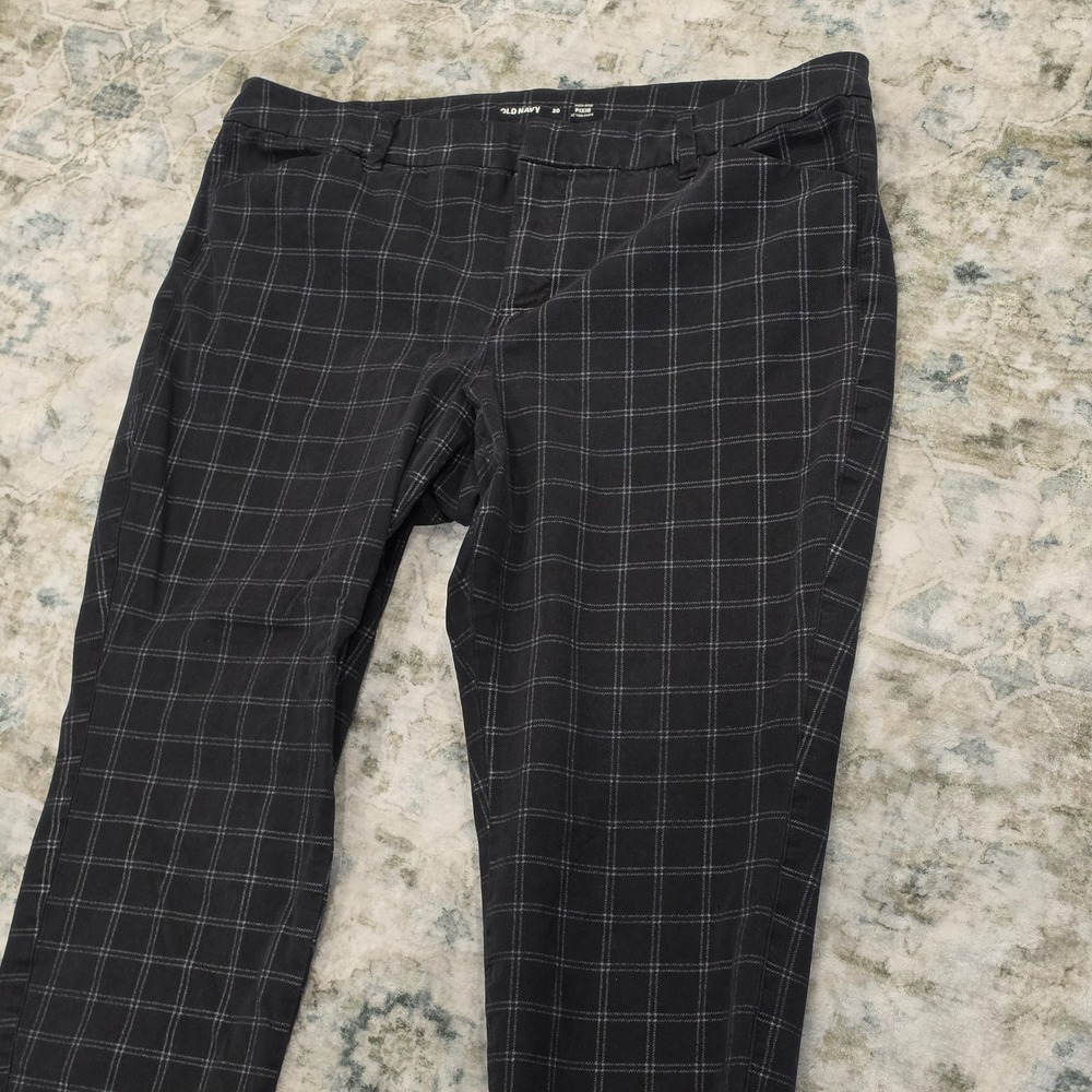 Old Navy High Rise Pixie Never Fade Pants 20 Black White Grid Ankle Trousers